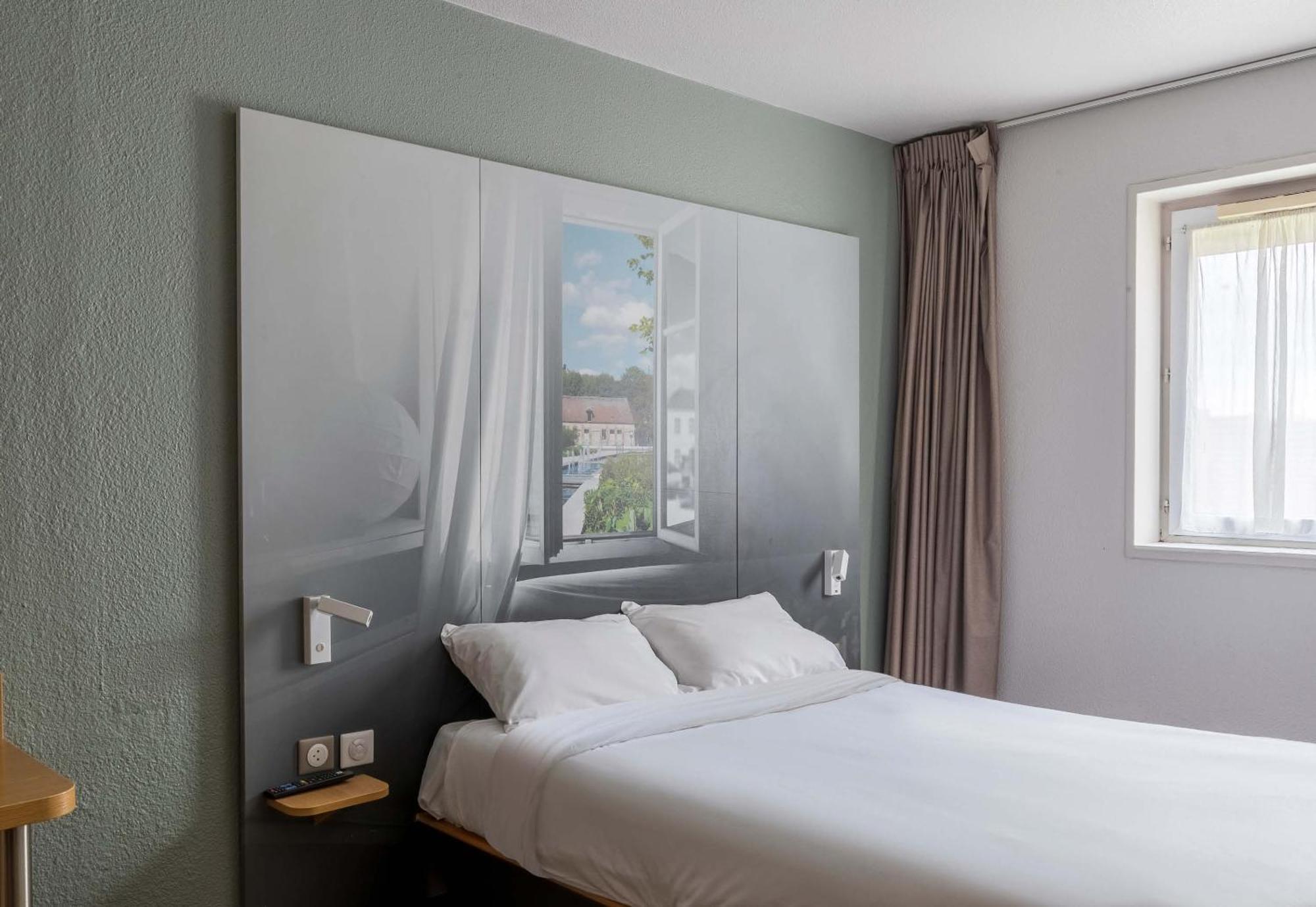 B&B Hotel Troyes Saint-Parres-Aux-Tertres Екстериор снимка