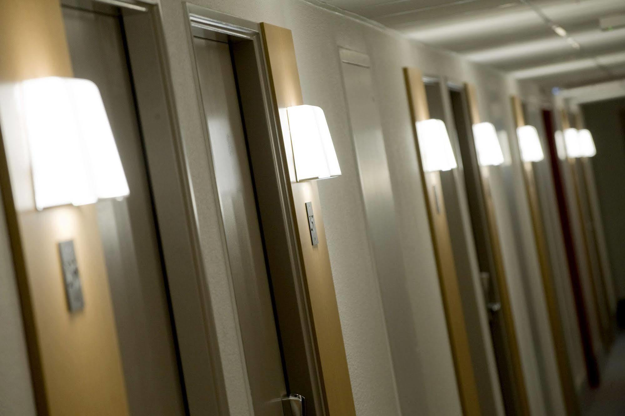 B&B Hotel Troyes Saint-Parres-Aux-Tertres Екстериор снимка